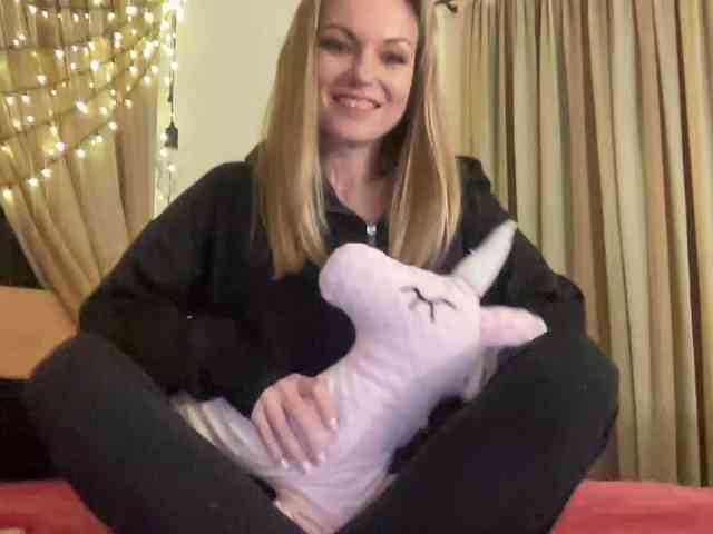 LilithNewdawn webcam