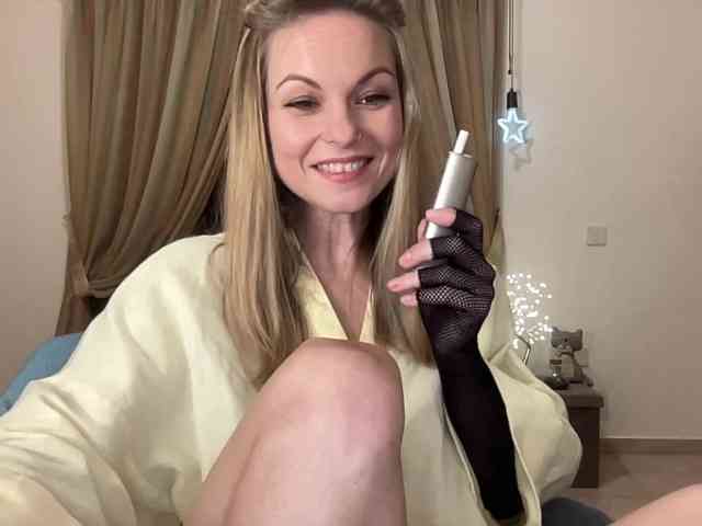 LilithNewdawn webcam