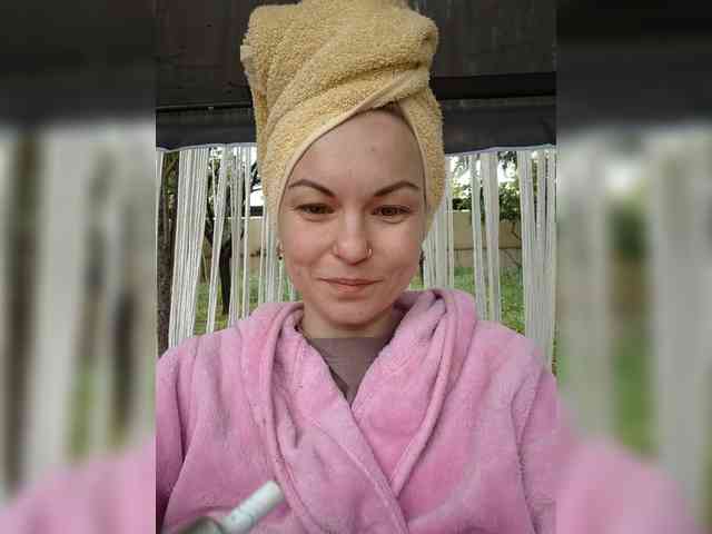 LilithNewdawn webcam