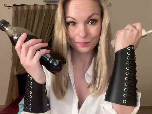 LilithNewdawn webcam