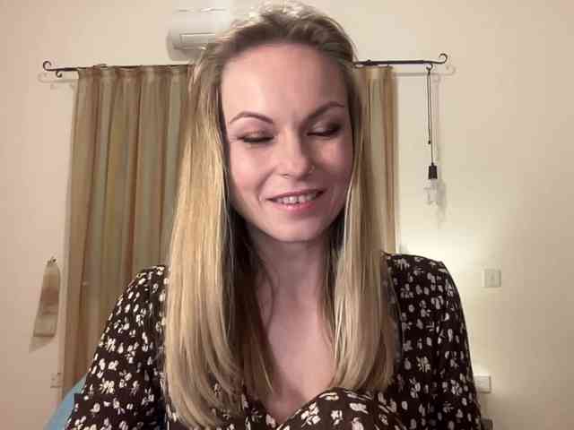 LilithNewdawn webcam