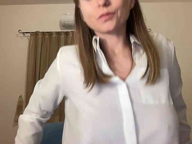 LilithNewdawn webcam