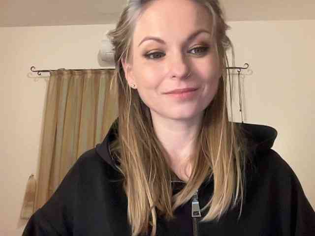 LilithNewdawn webcam