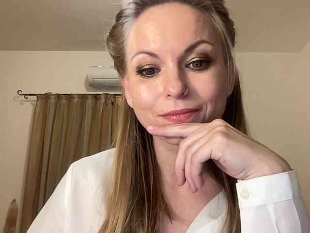 LilithNewdawn webcam