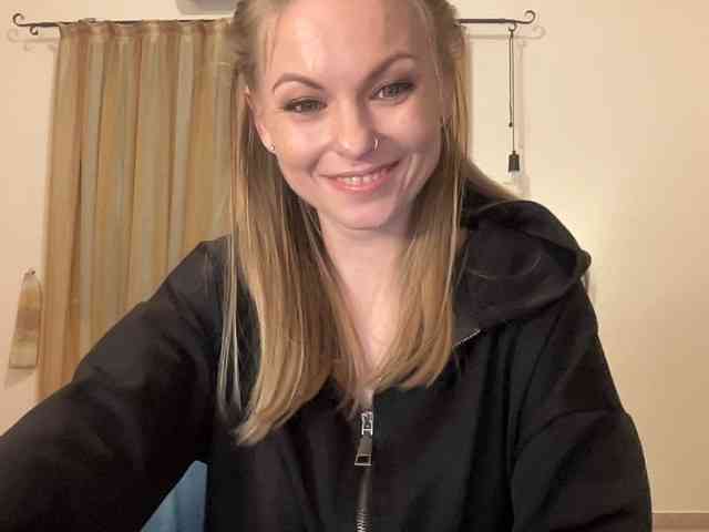 LilithNewdawn webcam