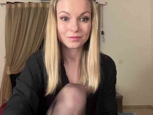 LilithNewdawn webcam