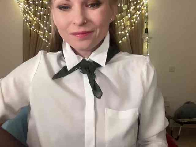 LilithNewdawn webcam