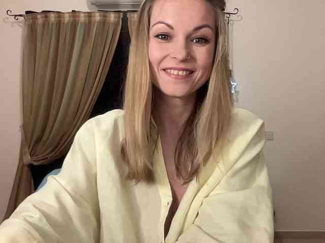 LilithNewdawn webcam