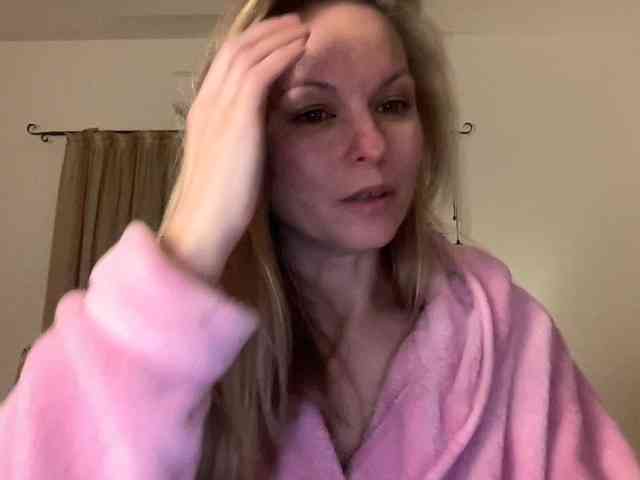 LilithNewdawn webcam