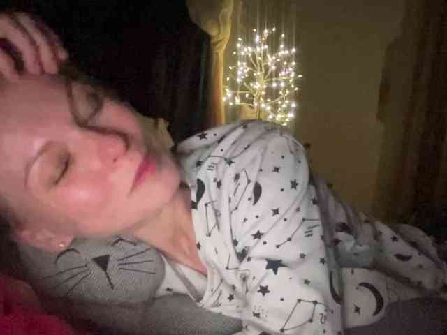 LilithNewdawn webcam