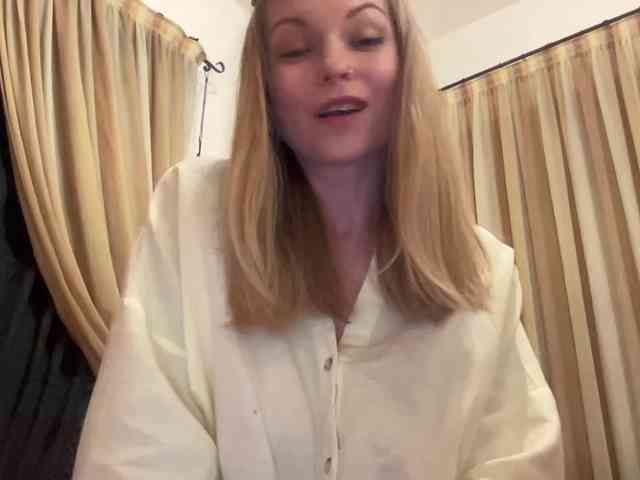 LilithNewdawn webcam