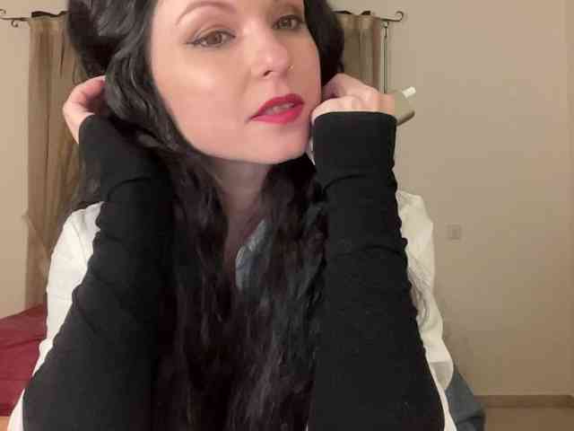 LilithNewdawn webcam