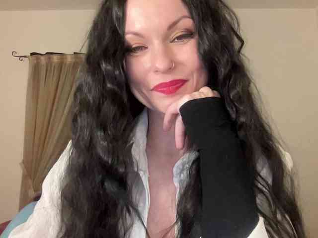 LilithNewdawn webcam