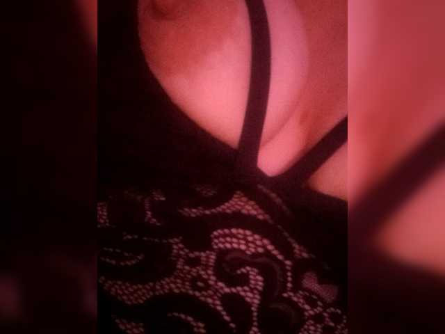 ZayaX's BongaCams show and profile