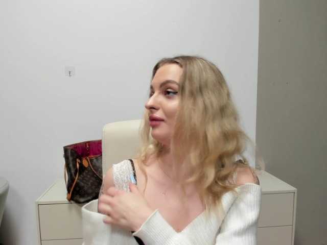 BlankaAngel from BongaCams is Freechat