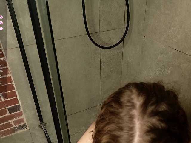 favoritesweets's BongaCams show and profile