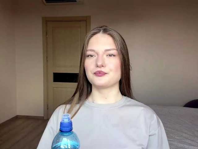 HildaSoscia's BongaCams show and profile