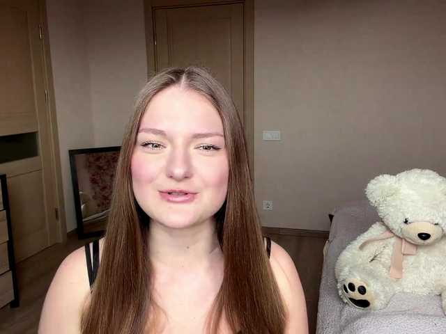HildaSoscia's BongaCams show and profile