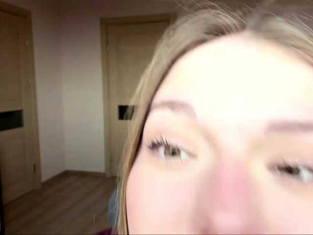 HildaSoscia's BongaCams show and profile