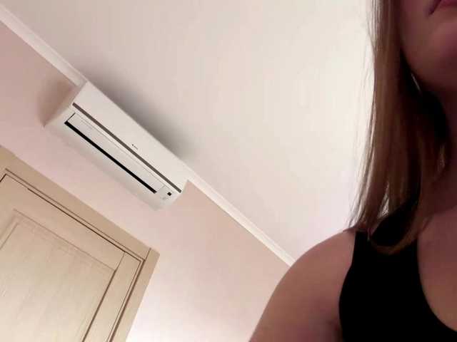 HildaSoscia's BongaCams show and profile