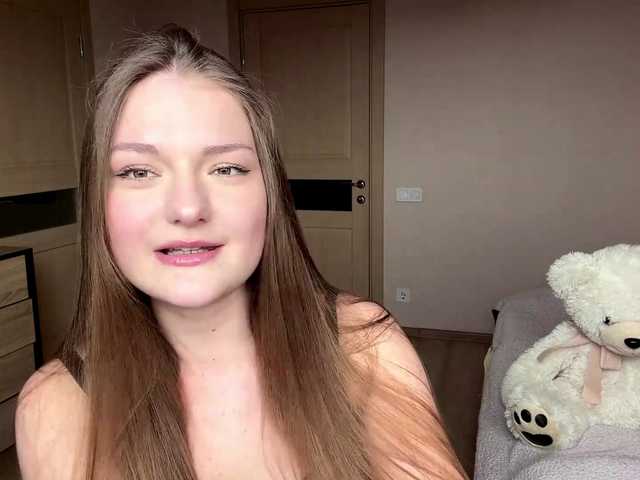 HildaSoscia's BongaCams show and profile