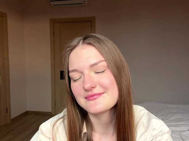 HildaSoscia's BongaCams show and profile