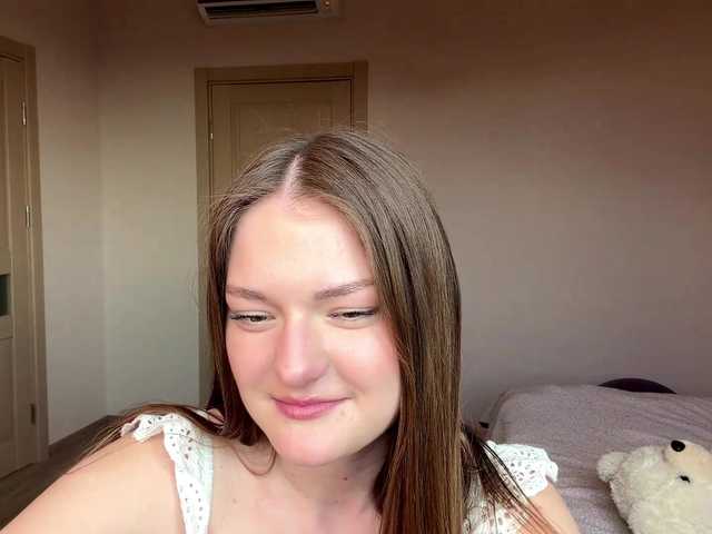 HildaSoscia's BongaCams show and profile