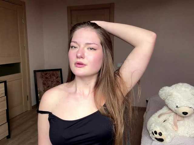 HildaSoscia's BongaCams show and profile