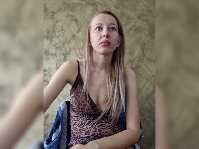 NyokoAnya11 — i am new , welcome in my room 