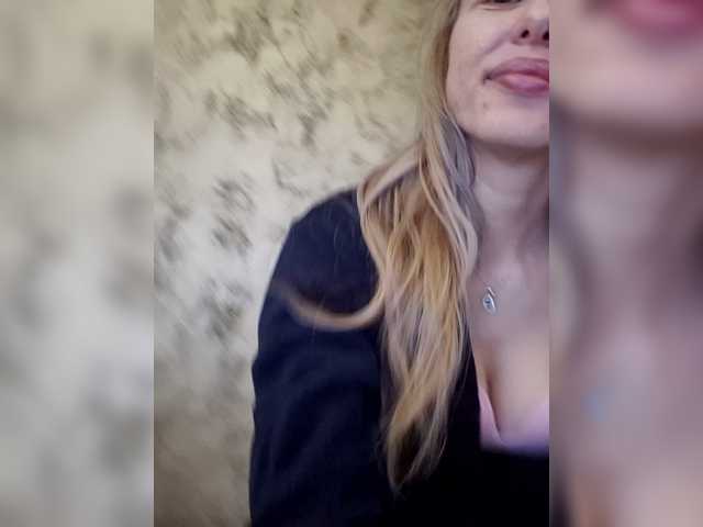 NyokoAnya11's BongaCams show and profile