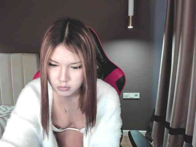 kimmykii webcam