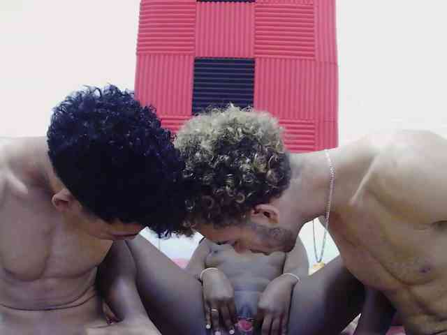 Gangbangparty Live Webcam on BongaCams