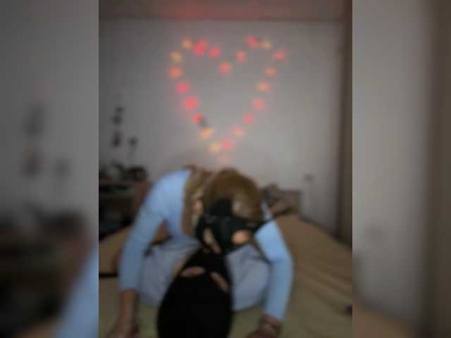 Pusydiamond's BongaCams show and profile