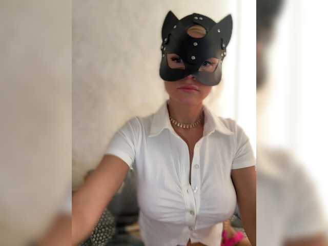 Pusydiamond's BongaCams show and profile