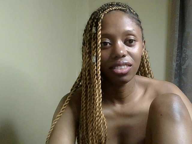 SexyBanni's BongaCams show and profile