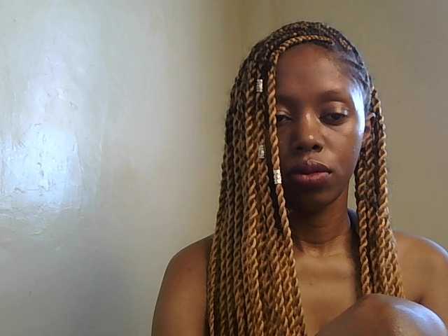 SexyBanni's BongaCams show and profile