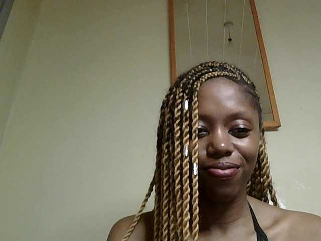 SexyBanni's BongaCams show and profile