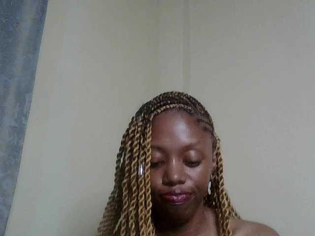 SexyBanni's BongaCams show and profile