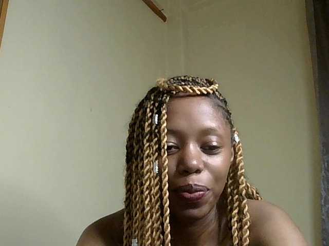 SexyBanni's BongaCams show and profile