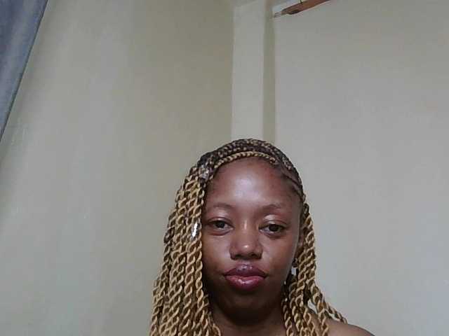 SexyBanni's BongaCams show and profile