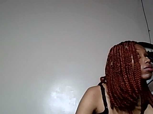 SexyBanni's BongaCams show and profile
