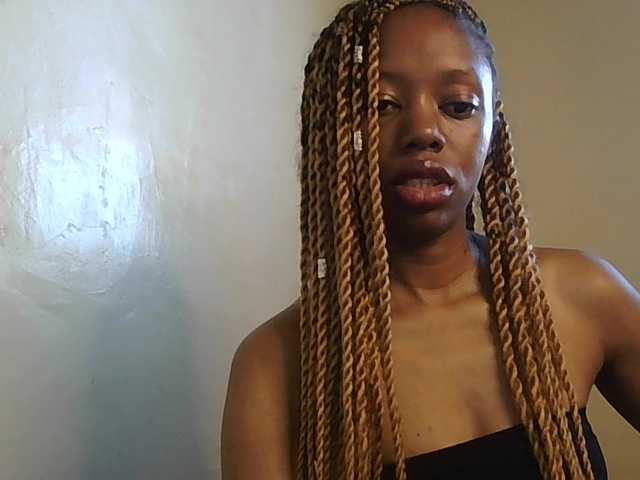 SexyBanni's BongaCams show and profile