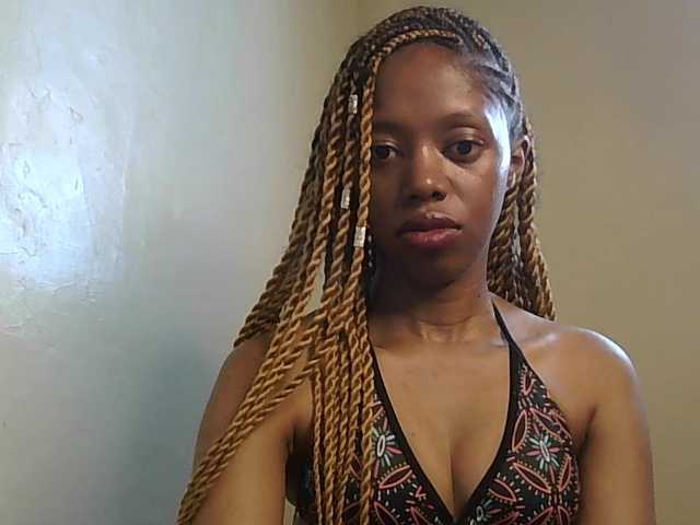 SexyBanni's BongaCams show and profile