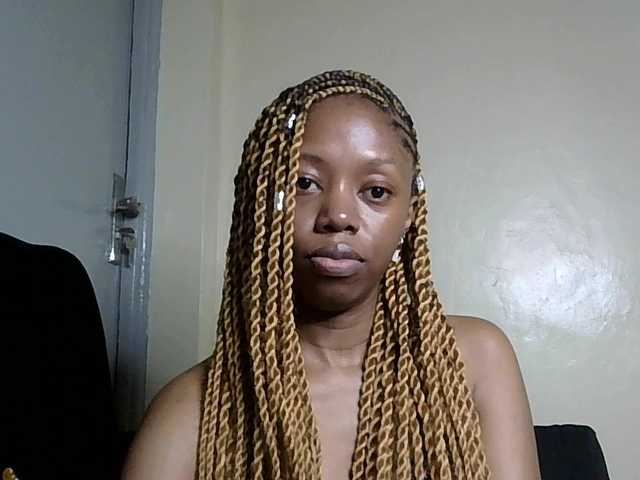 SexyBanni's BongaCams show and profile