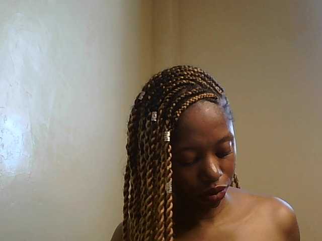 SexyBanni's BongaCams show and profile