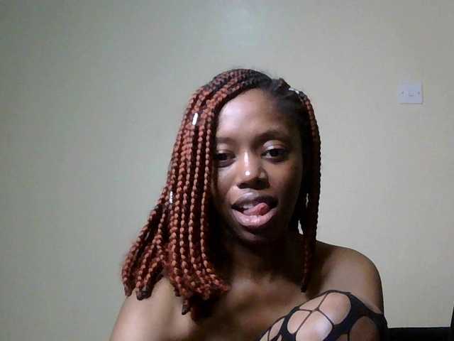 SexyBanni's BongaCams show and profile