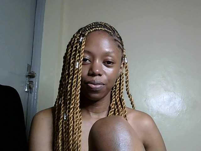 SexyBanni's BongaCams show and profile