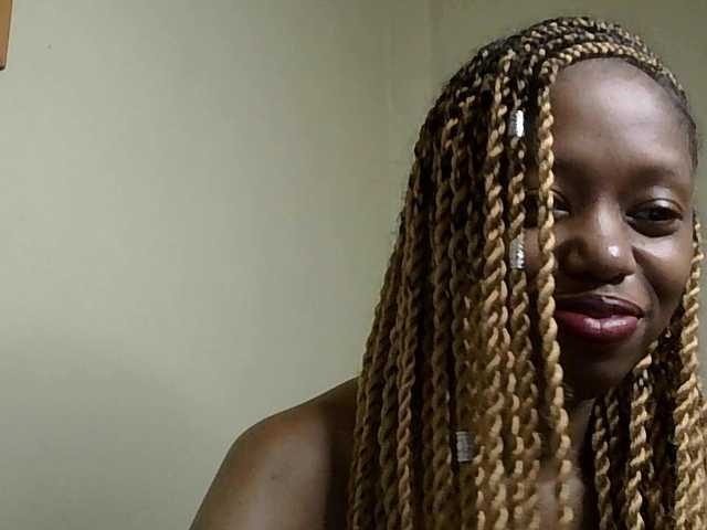 SexyBanni's BongaCams show and profile