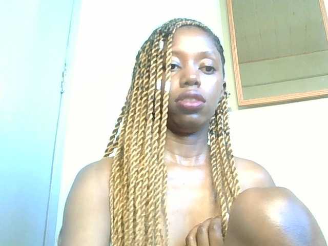 SexyBanni's BongaCams show and profile