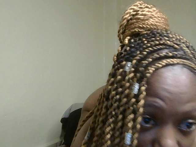 SexyBanni's BongaCams show and profile